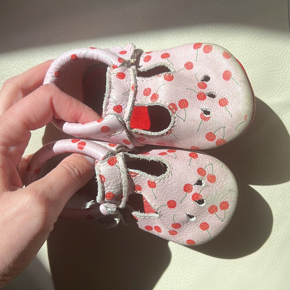 Freshly picked moccasins sz 5
